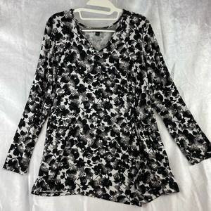 J. Jill Wearever Collection  Floral Print V-neck Long Sleeve Jersey Tops Size M